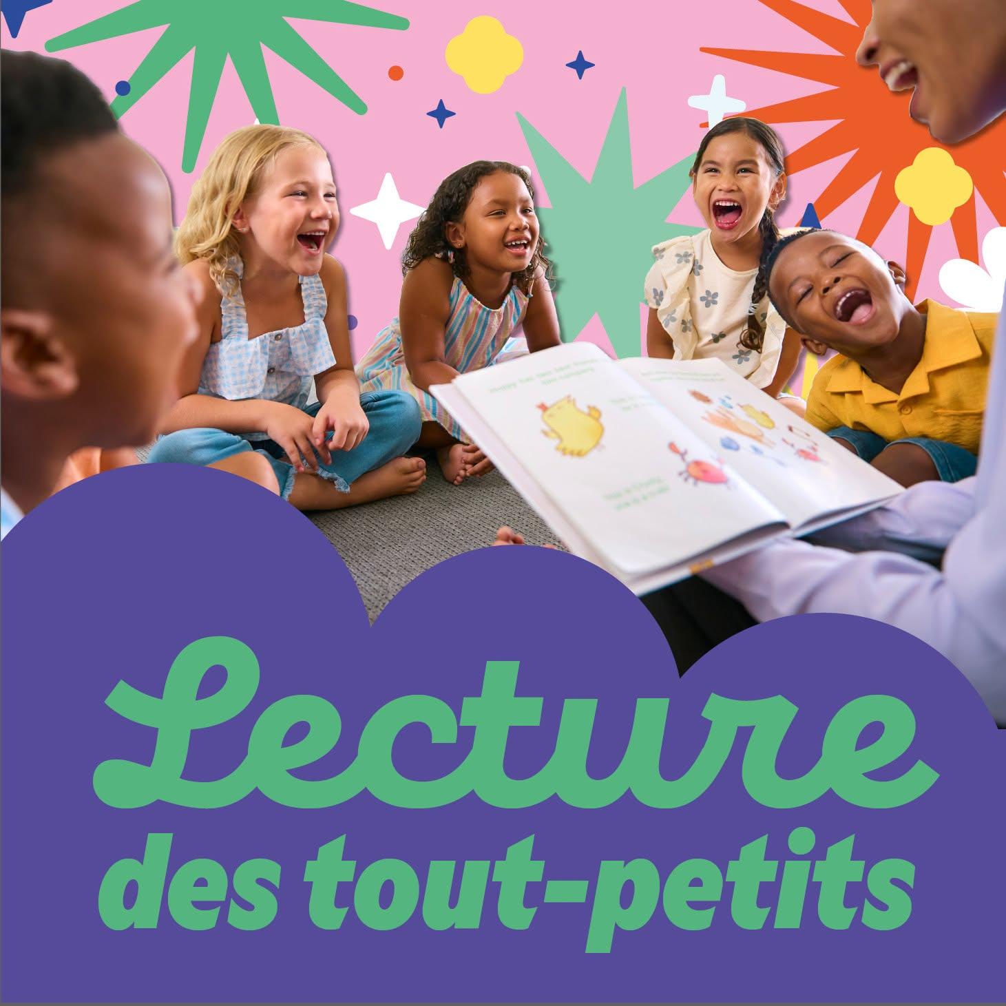 Des enfants qui écoutent une histoire