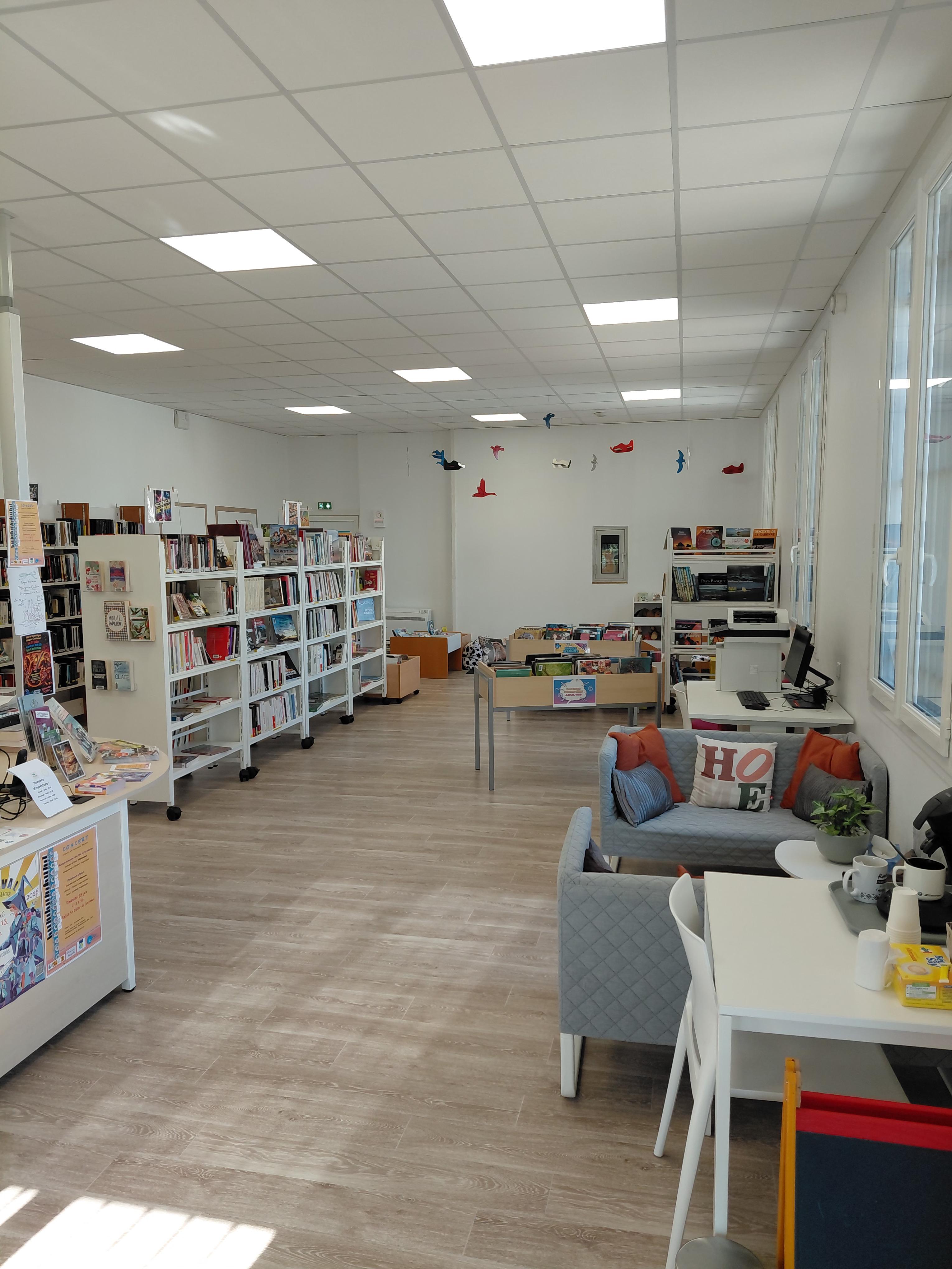 Intérieur de la bibliothèque